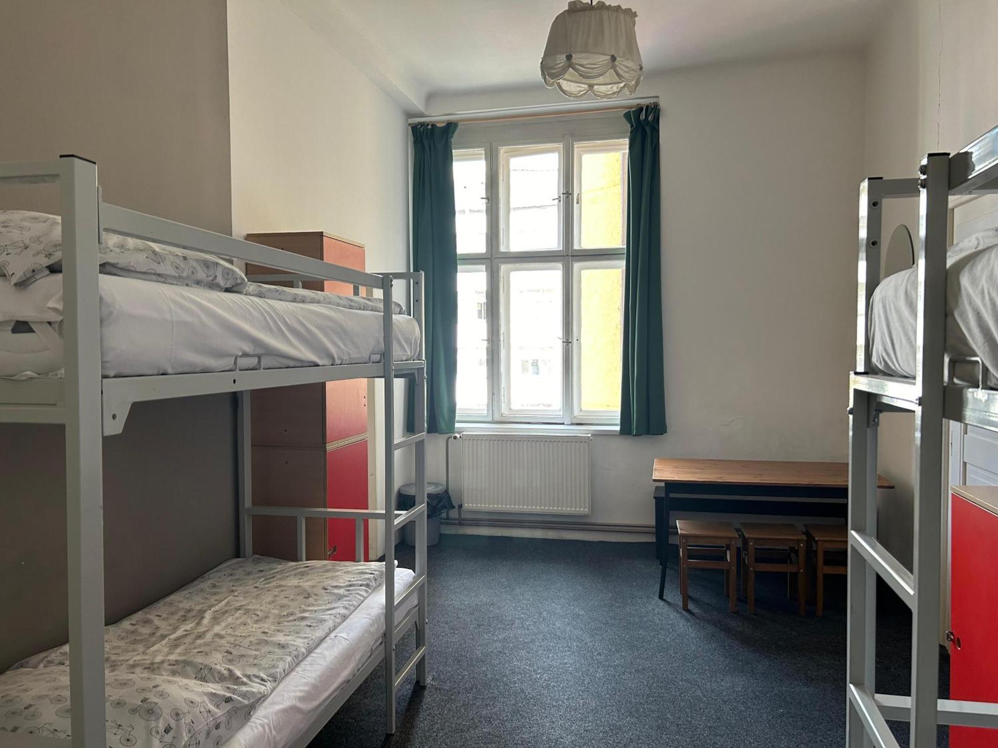 Hostel Downtown Prague Ngoại thất bức ảnh