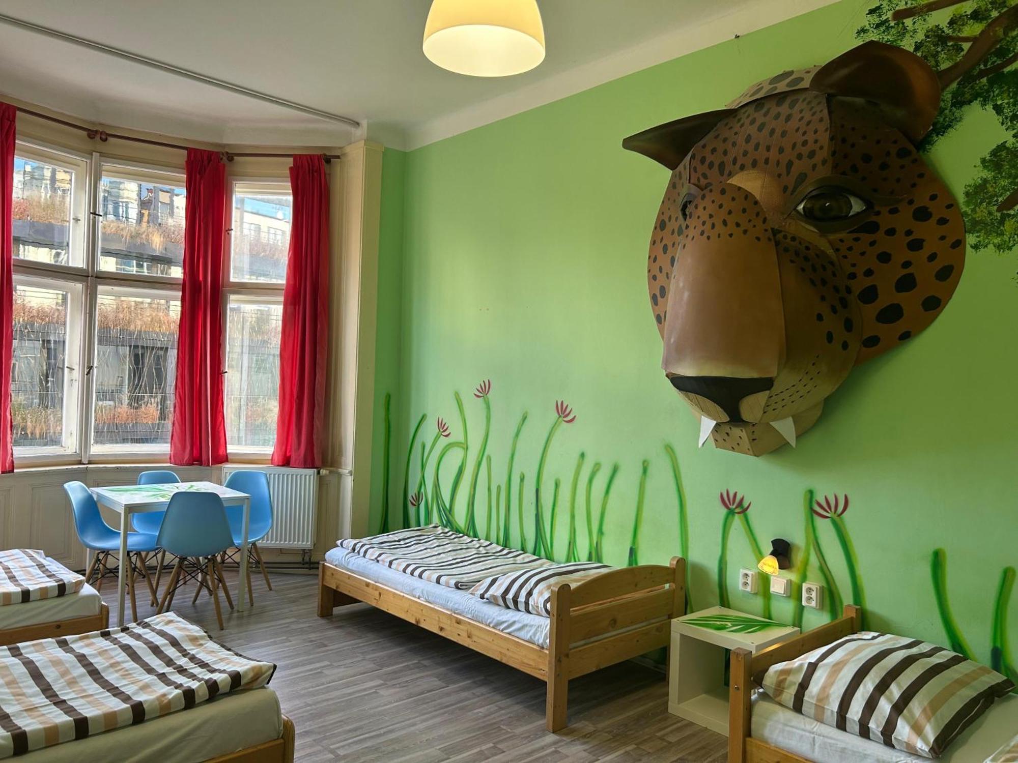 Hostel Downtown Prague Ngoại thất bức ảnh